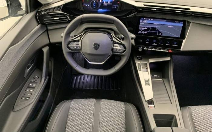 PEUGEOT 308 HYBRID 145 E-DCS6 ALLURE