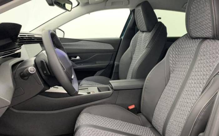 PEUGEOT 308 HYBRID 145 E-DCS6 ALLURE