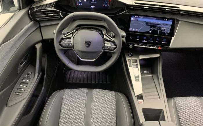 PEUGEOT 308 HYBRID 145 E-DCS6 ALLURE
