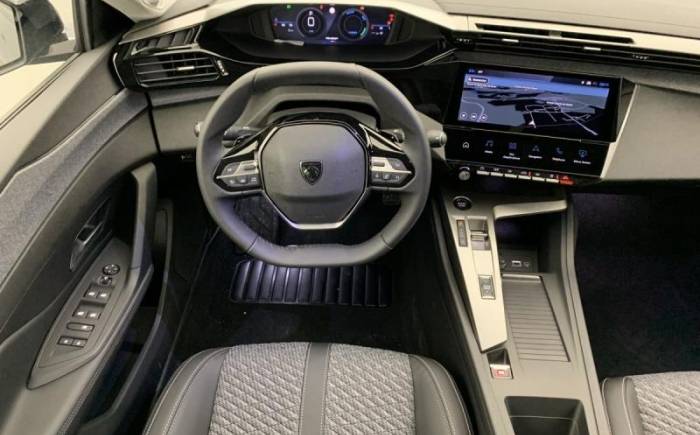 PEUGEOT 308 HYBRID 145 E-DCS6 ALLURE