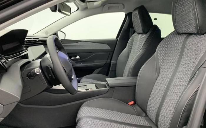PEUGEOT 308 HYBRID 145 E-DCS6 ALLURE