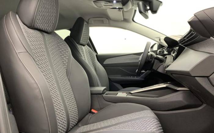 PEUGEOT 308 HYBRID 145 E-DCS6 ALLURE