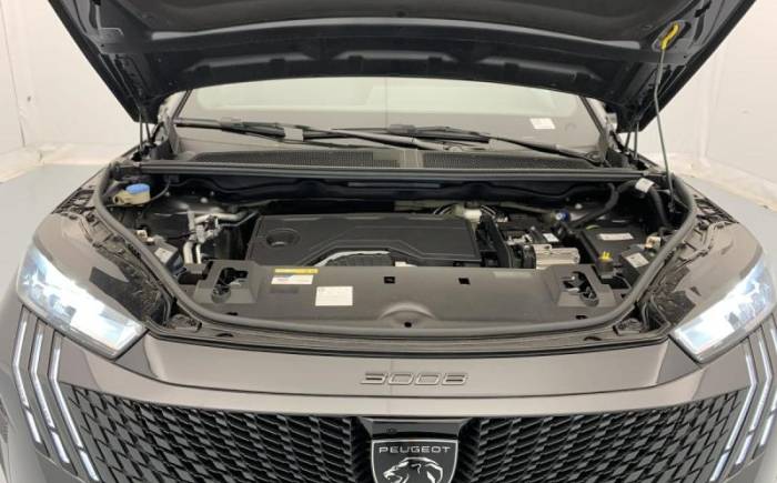 PEUGEOT 3008 HYBRID 145 E-DCS6 ALLURE