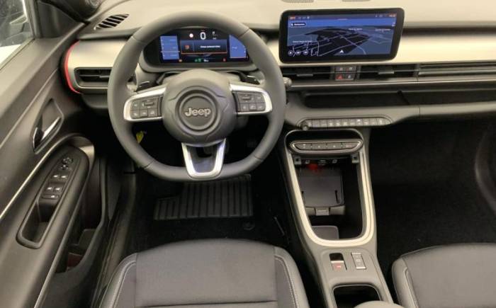 JEEP AVENGER 1.2 TURBO T3 110 CH E-HYBRID BVR6 SUMMIT