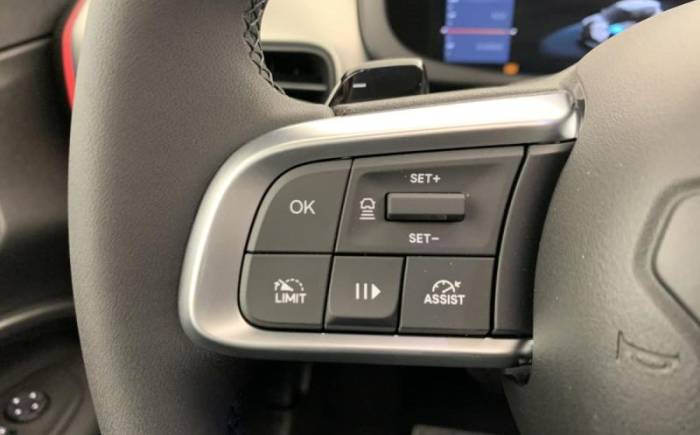 JEEP AVENGER 1.2 TURBO T3 110 CH E-HYBRID BVR6 SUMMIT