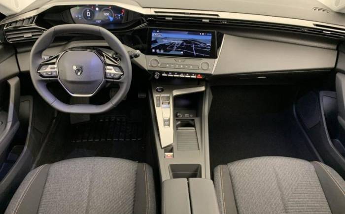 PEUGEOT 308 NOUVELLE BLUEHDI 130CH EAT8 STYLE
