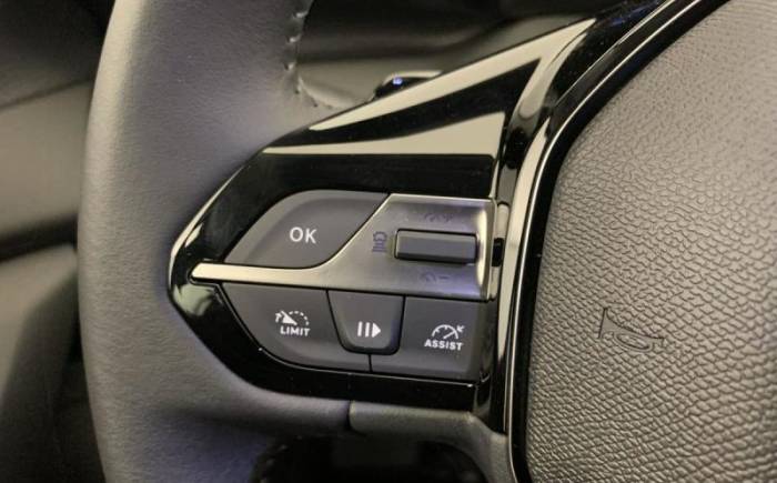 PEUGEOT 308 NOUVELLE BLUEHDI 130CH EAT8 STYLE