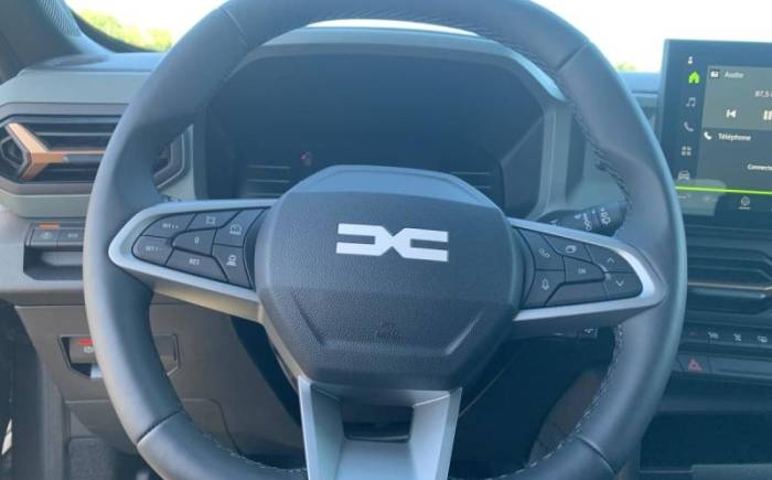 DACIA DUSTER HYBRID 155 EXTREME