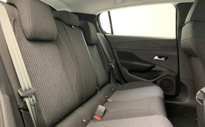 PEUGEOT 308 NOUVELLE BLUEHDI 130CH EAT8 STYLE