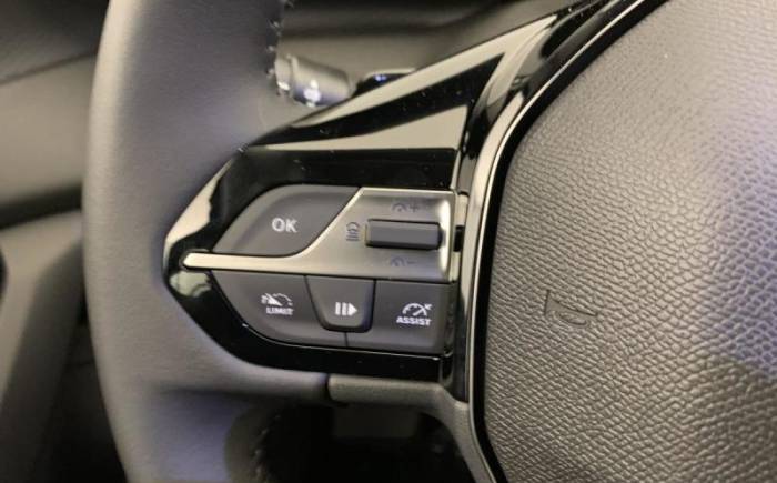 PEUGEOT 308 NOUVELLE BLUEHDI 130CH EAT8 STYLE