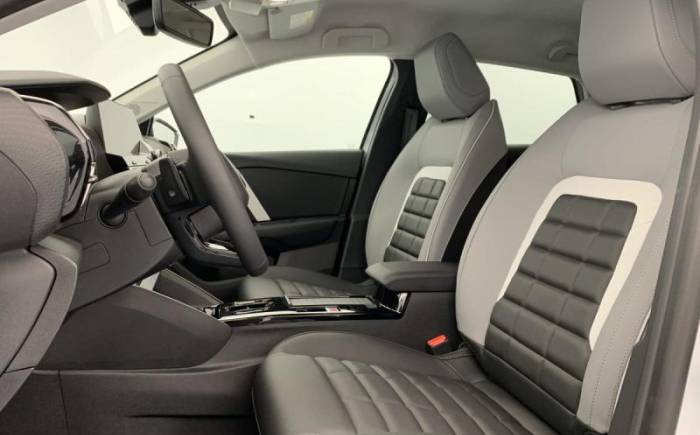 CITROEN C4 PURETECH 130 EAT8 MAX