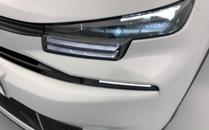 CITROEN C4 PURETECH 130 EAT8 MAX