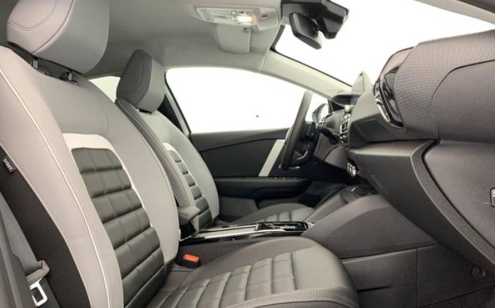 CITROEN C4 PURETECH 130 EAT8 MAX