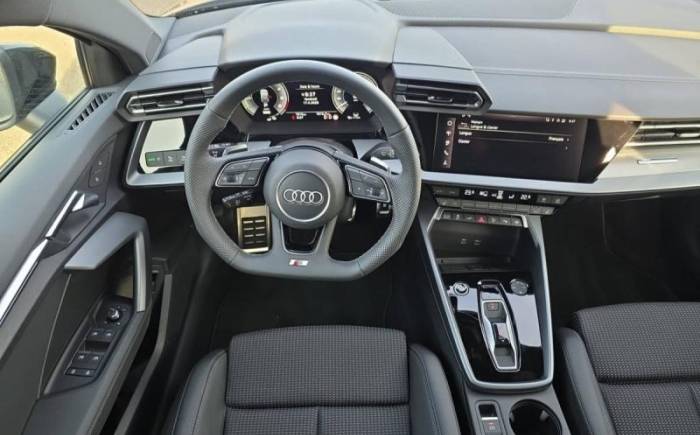 AUDI A3 SPORTBACK 45 TFSI E HYBRIDE RECHARGEABLE 272 S TRONIC 6 S LINE