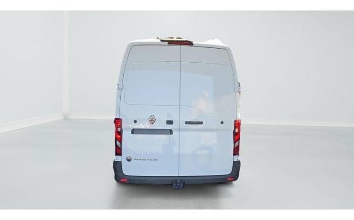 RENAULT MASTER FOURGON BLUE DCI 130 L2H2 3T5 TR EXTRA