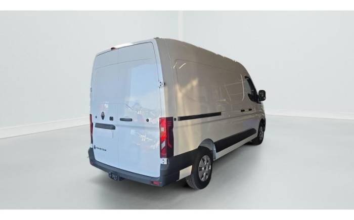RENAULT MASTER FOURGON BLUE DCI 130 L2H2 3T5 TR EXTRA