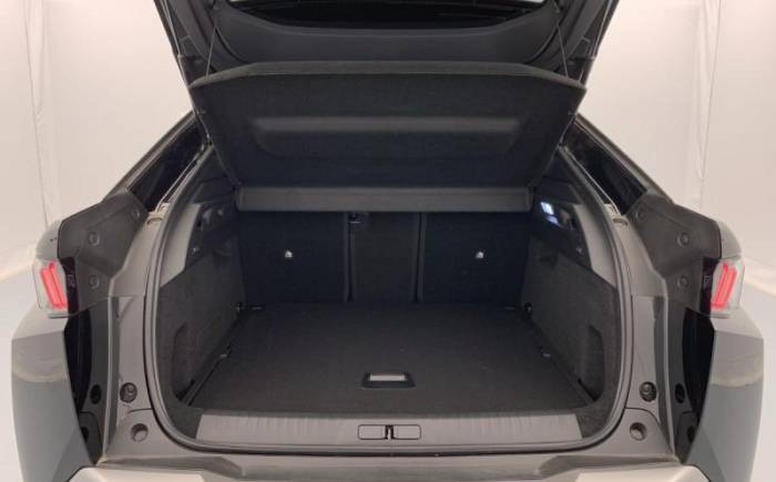 PEUGEOT 3008 HYBRID 145 E-DCS6 ALLURE