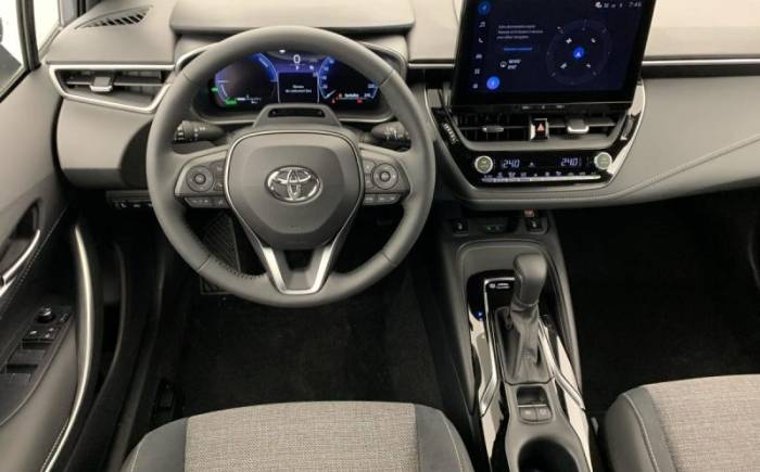 TOYOTA Corolla touring sports hybride 140CH DESIGN