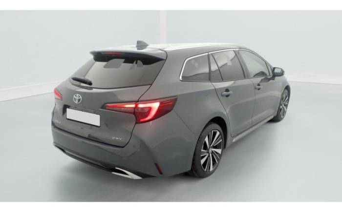 TOYOTA Corolla touring sports hybride 140CH DESIGN