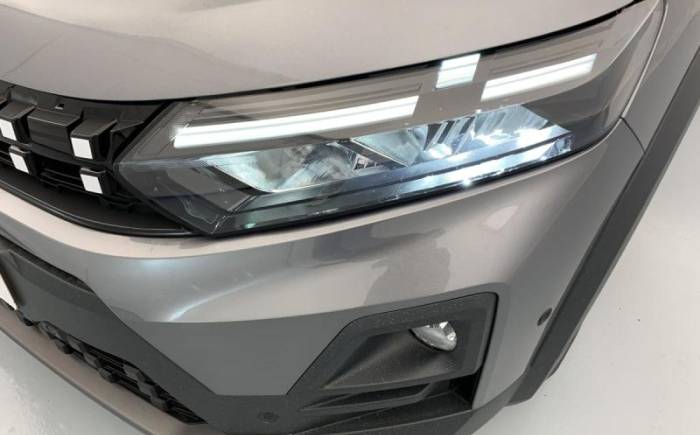 DACIA Jogger nouveau TCE 110 7 PL EXTREME