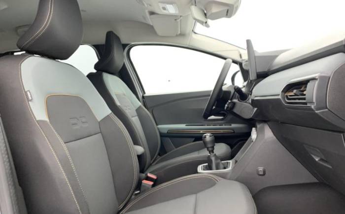 DACIA Jogger nouveau TCE 110 7 PL EXTREME