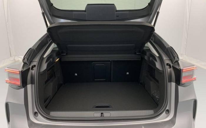 CITROEN C4 PURETECH 130 EAT8 MAX
