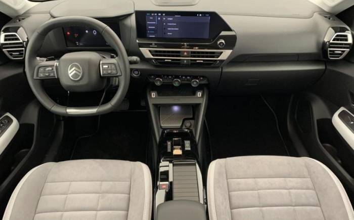 CITROEN C4 PURETECH 130 EAT8 MAX