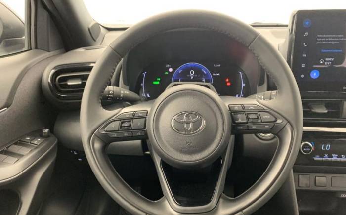 TOYOTA YARIS CROSS HYBRIDE 130H 2WD DESIGN