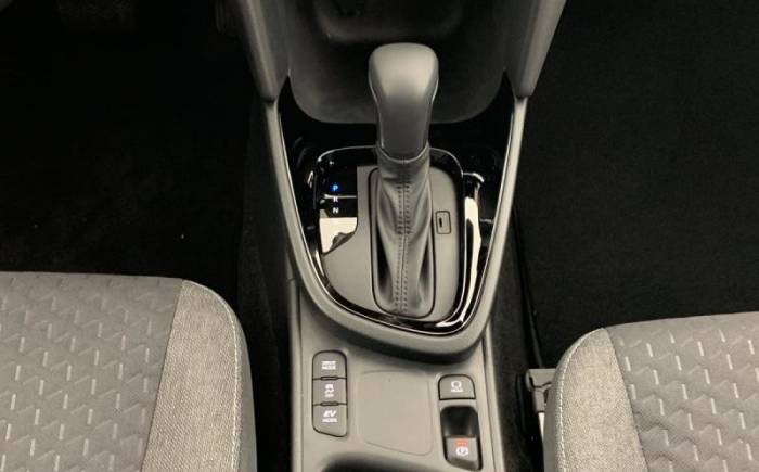 TOYOTA YARIS CROSS HYBRIDE 130H 2WD DESIGN