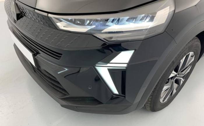 RENAULT CAPTUR E-TECH FULL HYBRID 160 CH EVOLUTION