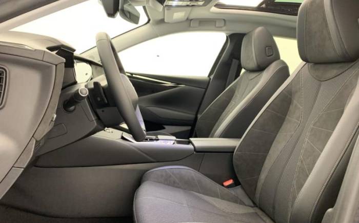 DS N 4 HYBRIDE 145 E-DCT6 ETOILE - ALCANTARA