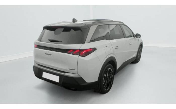 PEUGEOT 5008 HYBRID 145 E-DCS6 GT