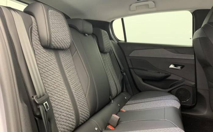 PEUGEOT 308 NOUVELLE BLUEHDI 130CH S S EAT8 ALLURE