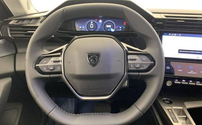 PEUGEOT 308 NOUVELLE BLUEHDI 130CH S S EAT8 ALLURE