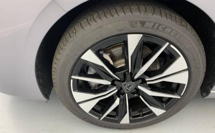 PEUGEOT 308 NOUVELLE BLUEHDI 130CH S S EAT8 ALLURE