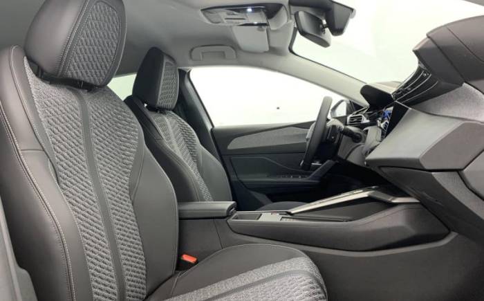 PEUGEOT 308 NOUVELLE BLUEHDI 130CH S S EAT8 ALLURE