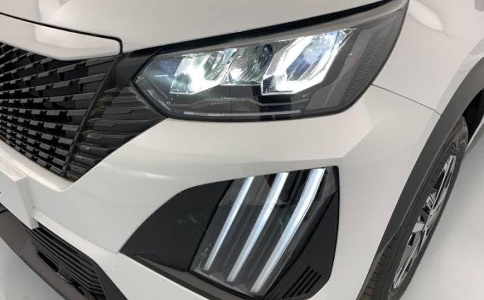 PEUGEOT 2008 100 S S BVM6 STYLE