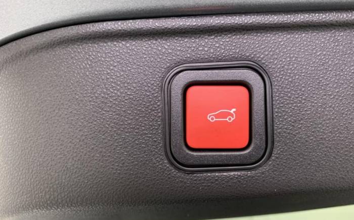 ALFA ROMEO JUNIOR 1.2 IBRIDA 145 CH E-DCT6 TI