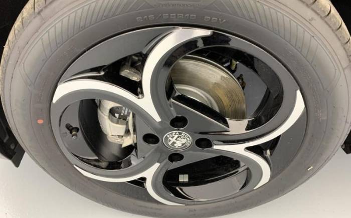 ALFA ROMEO JUNIOR 1.2 IBRIDA 145 CH E-DCT6 TI