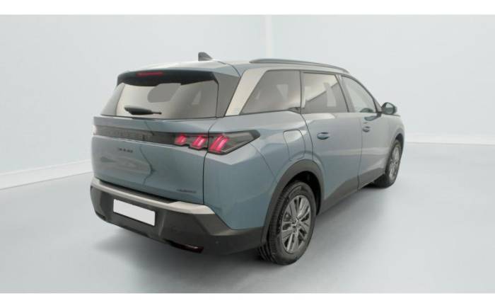 PEUGEOT 5008 HYBRID 145 E-DCS6 ALLURE