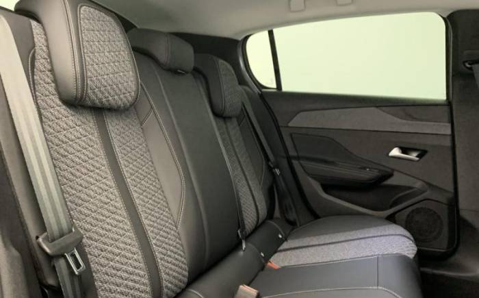 PEUGEOT 308 NOUVELLE BLUEHDI 130CH S S EAT8 ALLURE
