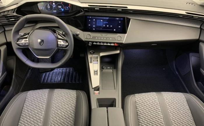 PEUGEOT 308 NOUVELLE BLUEHDI 130CH S S EAT8 ALLURE
