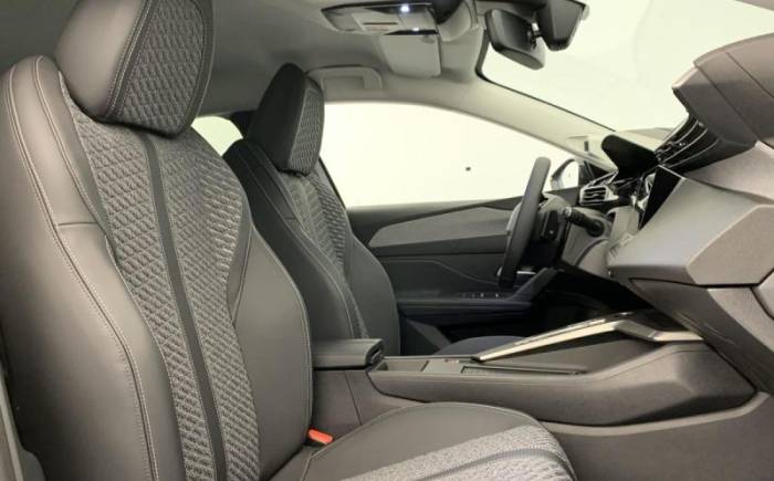 PEUGEOT 308 NOUVELLE BLUEHDI 130CH S S EAT8 ALLURE
