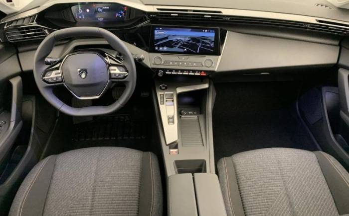 PEUGEOT 308 NOUVELLE BLUEHDI 130CH EAT8 STYLE