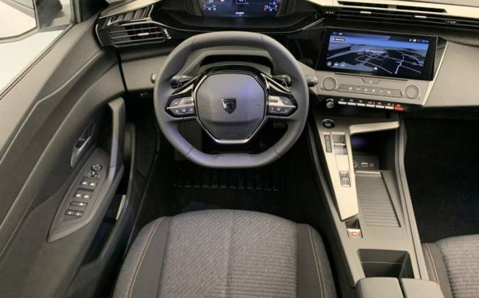 PEUGEOT 308 NOUVELLE BLUEHDI 130CH EAT8 STYLE