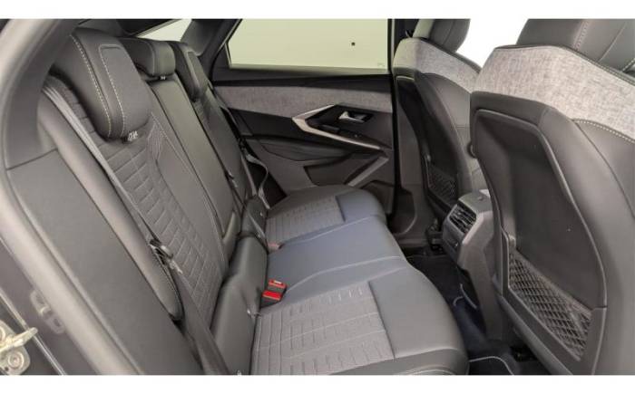 PEUGEOT 3008 HYBRID 145 E-DCS6 GT