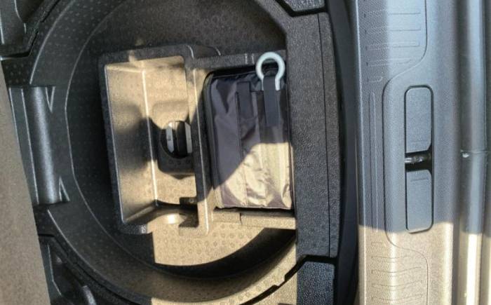 DS N 4 HYBRIDE 145 E-DCT6 ETOILE - ALCANTARA