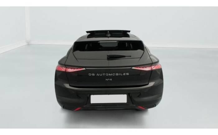 DS N 4 HYBRIDE 145 E-DCT6 ETOILE - ALCANTARA
