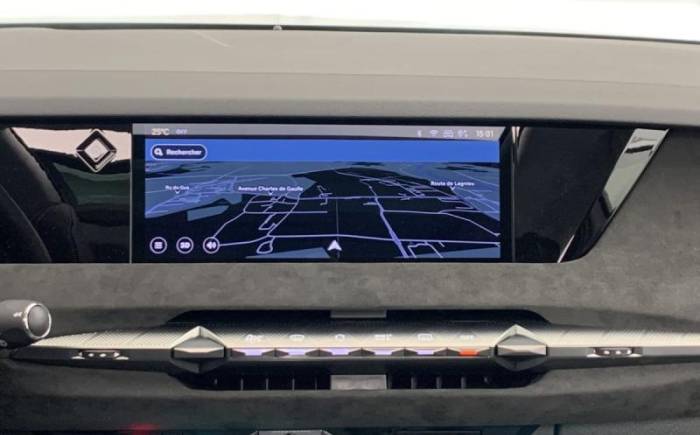 DS N 4 HYBRIDE 145 E-DCT6 ETOILE - ALCANTARA
