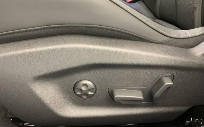 DS N 4 HYBRIDE 145 E-DCT6 ETOILE - ALCANTARA